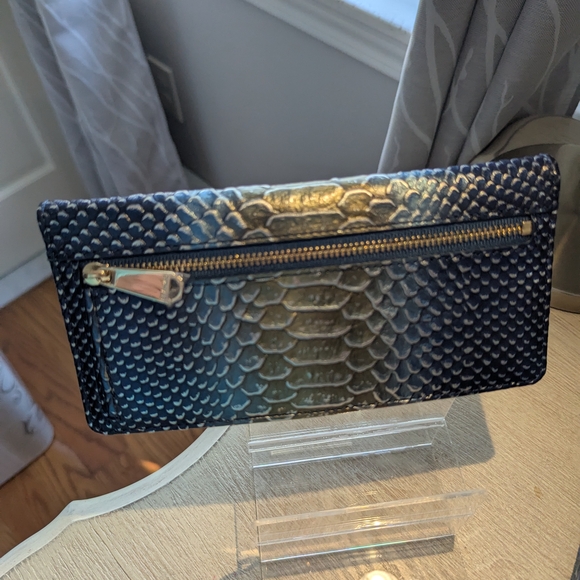 Brahmin Set: Serenity Marlowe Bucket Bag & Matching Wallet - Picture 15 of 16